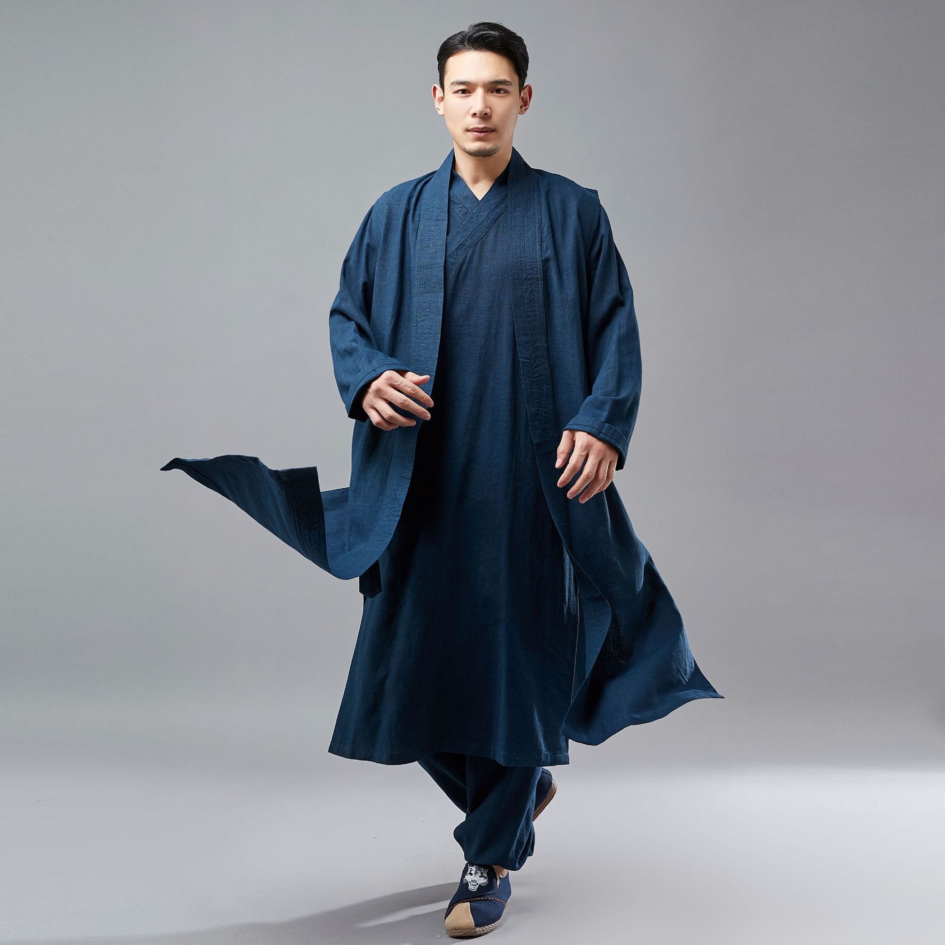 Retro Chinese Men Hanfu Robe, Vest and Pants 3 Pcs Set 240715s