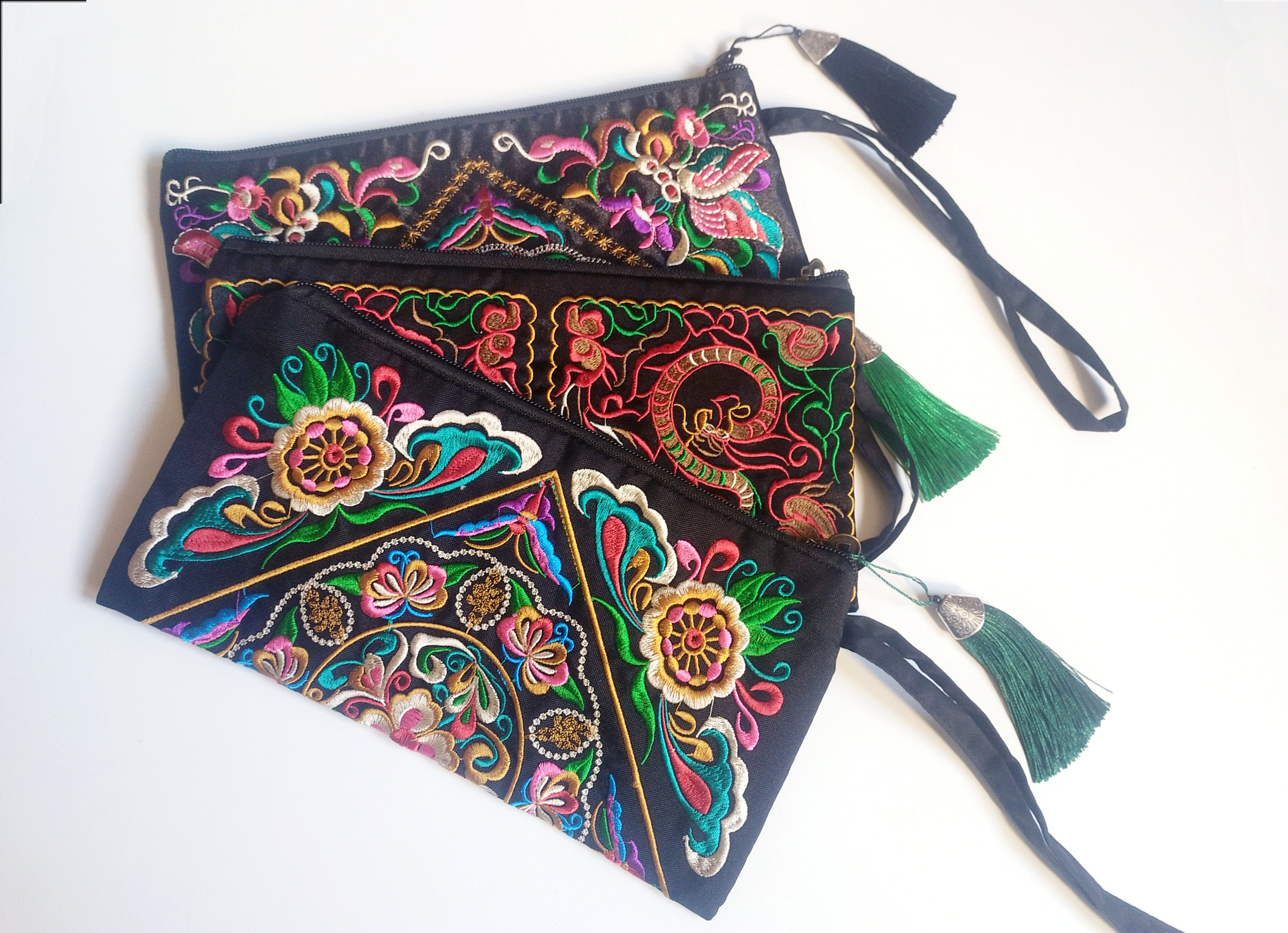 Embroidery Clutch Handbag with Tassel