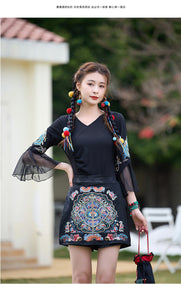 Mini Skirt in Shorts Style with Yunnan Embroidery 231919s