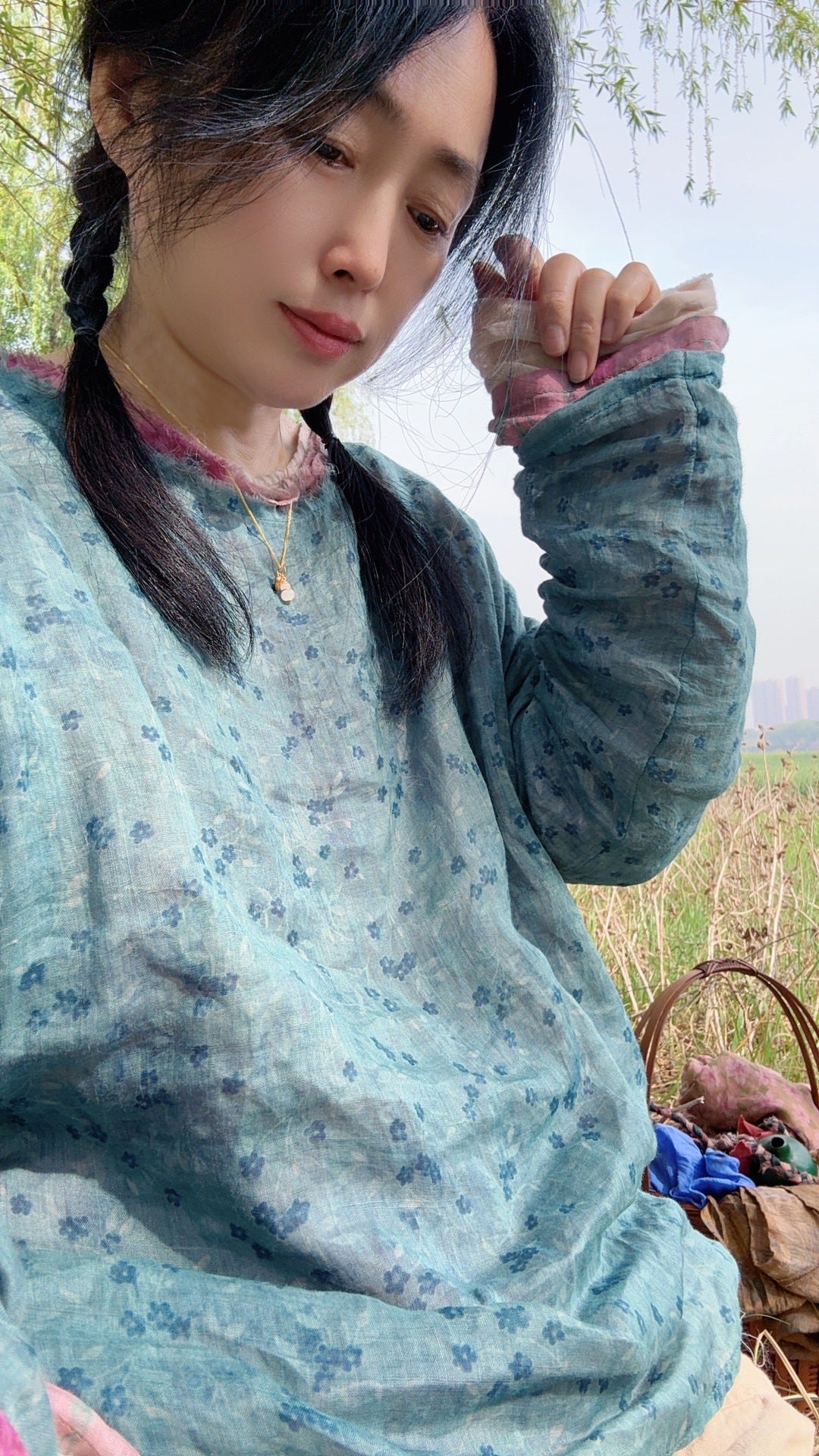 100% Ramie Linen  Women Pullover with Floral Print and Round Neck 250713s