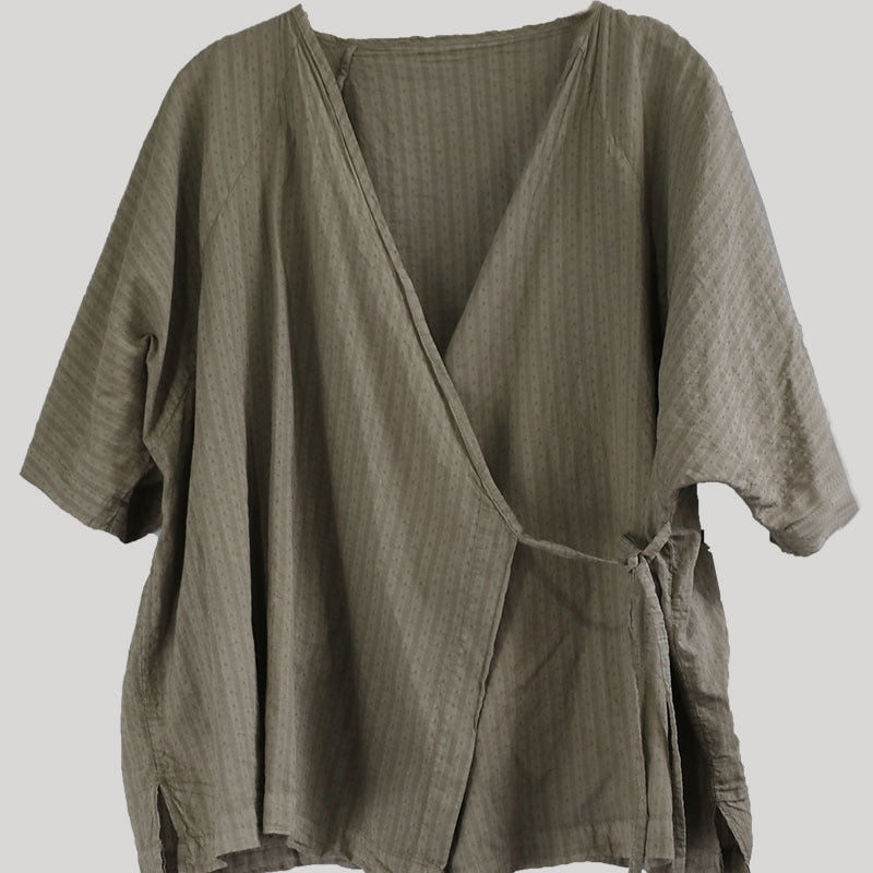 100% Cotton Wrap Cardigan Shirt with Mid-length sleeves and Tie-front Design 250407s