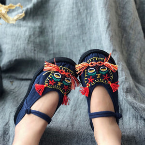 Handmade Cloth Shoes with cute Tiger Embroidery in Cloth G.34 -G.42 24006s