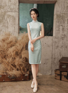 Luxury Lace Cheongsam Midi Dress with Cape HQ208C