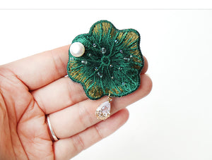 Handcrafted Embrodiery Lotus Flower Leaf Brooch 22ZY79l
